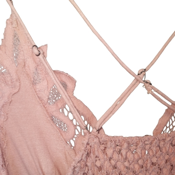 Free People Adella Boho Crochet Slip Mini Dress Rose Size Medium - Picture 11 of 13